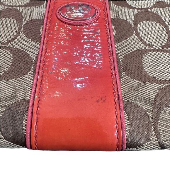 Coach New York Signature Wristlet - Picture 8 of 9